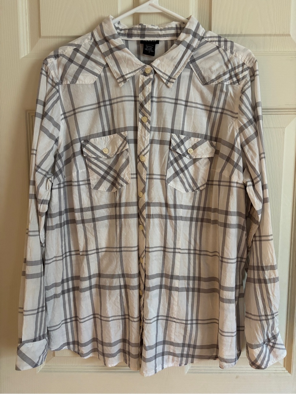 TORRID~Woman's White Gray Plaid Button Long Roll-Tab Sleeve Casual 100% Cotton